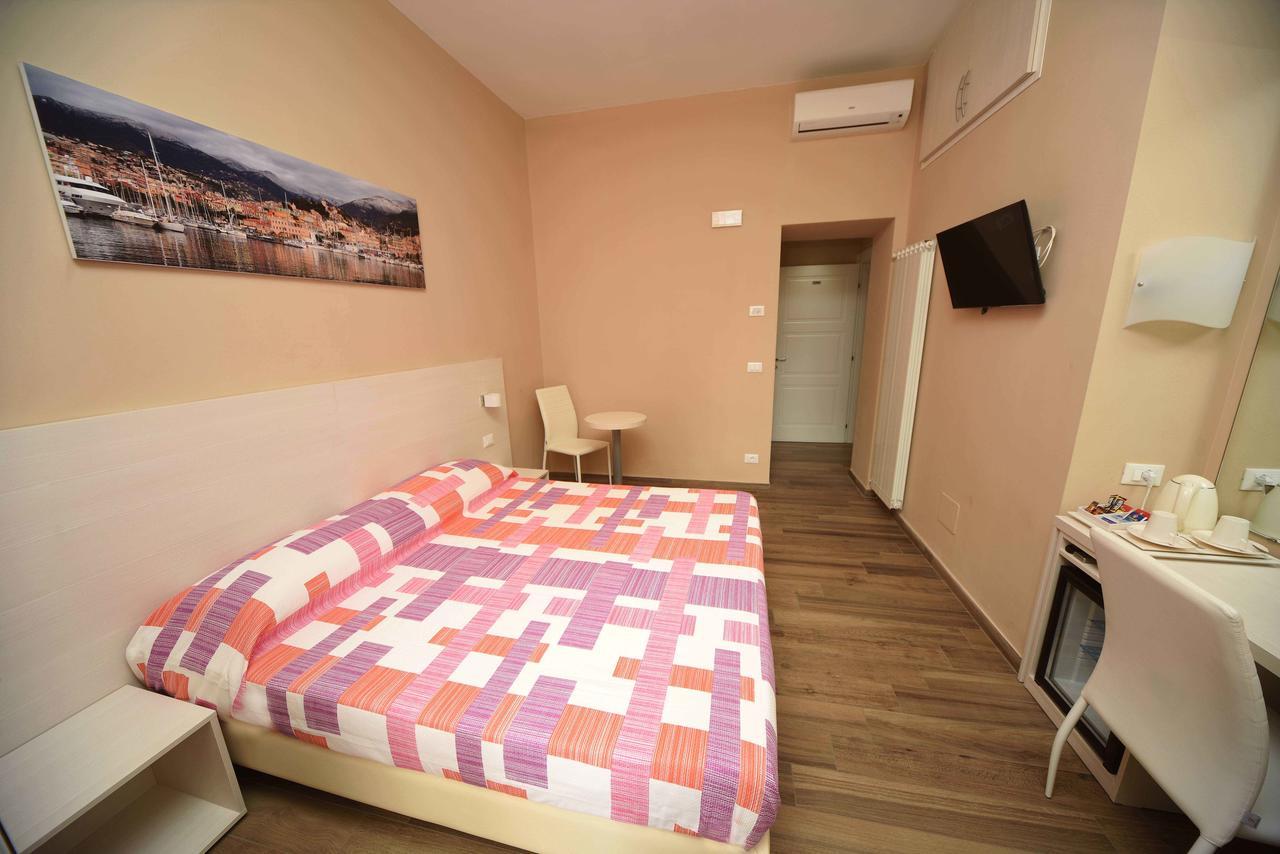 Gioberti House Hotel Sanremo Ngoại thất bức ảnh