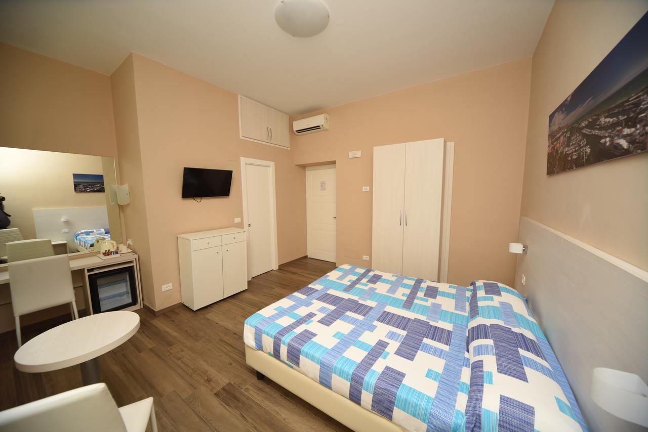Gioberti House Hotel Sanremo Ngoại thất bức ảnh