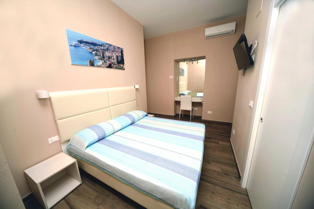 Gioberti House Hotel Sanremo Ngoại thất bức ảnh